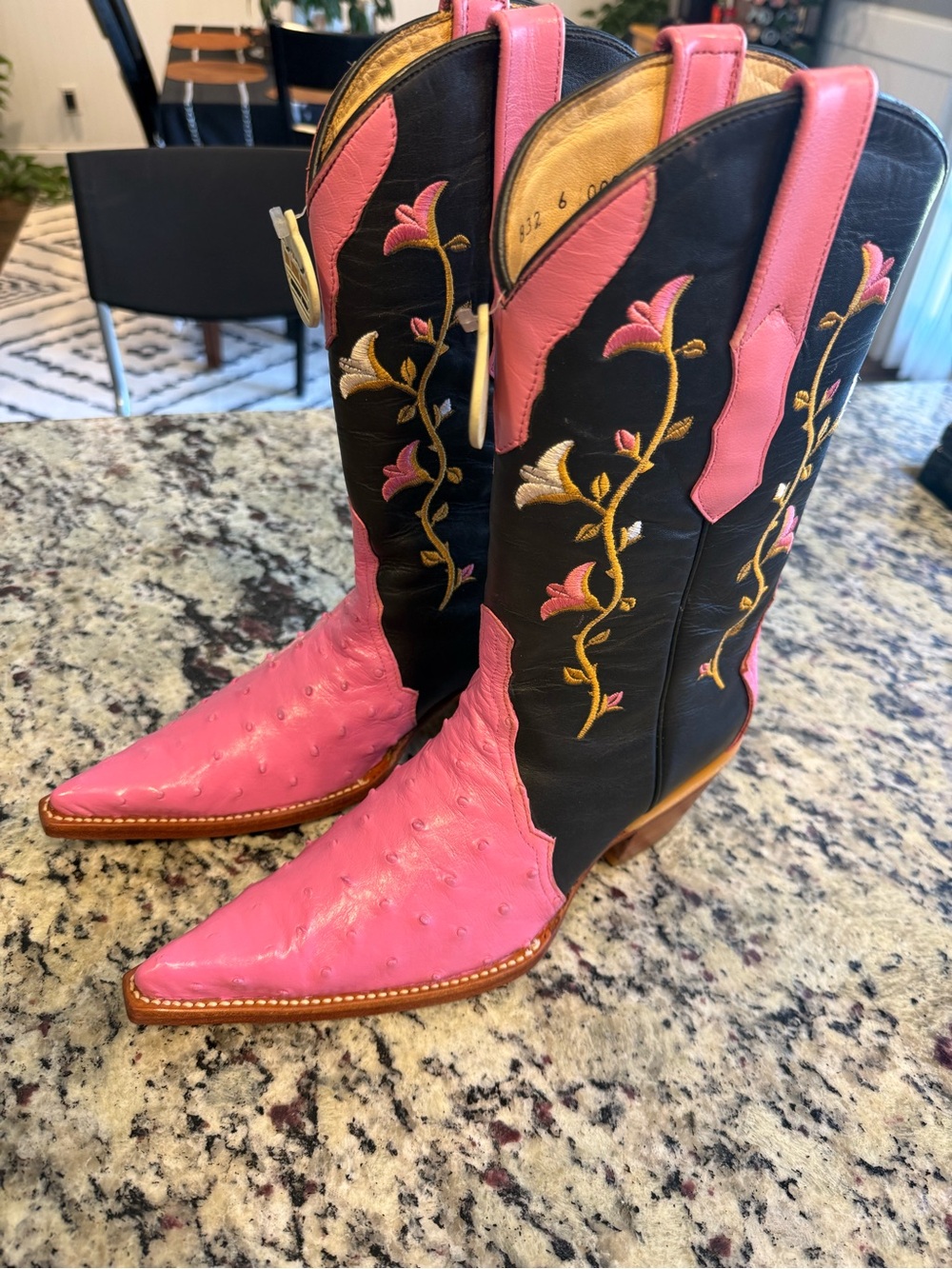 Women's Los Altos Pink Genuine Ostrich Boots! Size 7.5